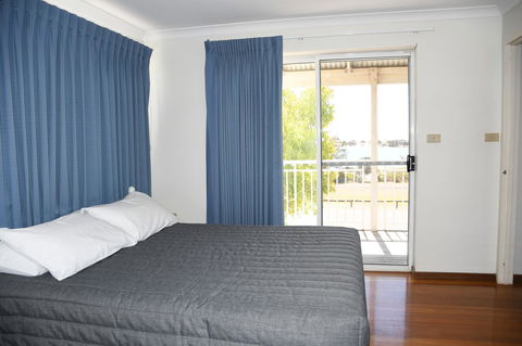 Kalbarri Seafront Villas - C Tourism 2