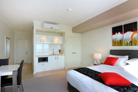 Bunbury Seaview Apartments - C Tourism 13