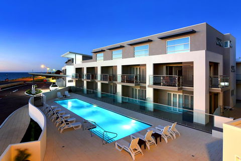 Bunbury Seaview Apartments - C Tourism 0