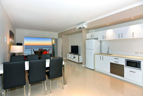 Bunbury Seaview Apartments - C Tourism 14
