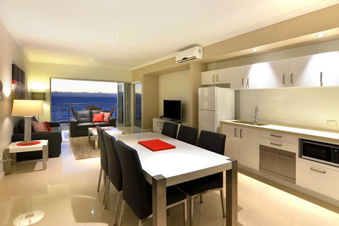 Bunbury Seaview Apartments - C Tourism 25