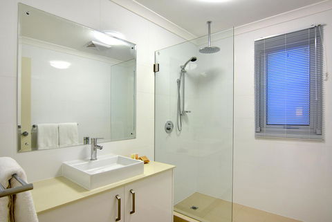 Bunbury Seaview Apartments - C Tourism 18