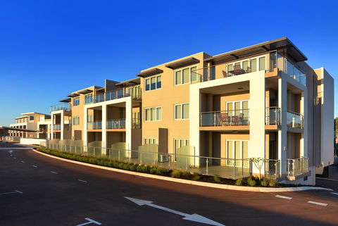 Bunbury Seaview Apartments - C Tourism 24