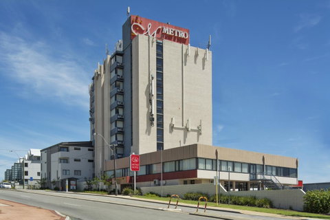Metro Hotel Perth - C Tourism 5