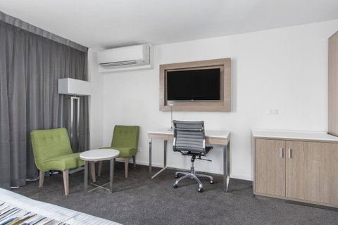 Metro Hotel Perth - C Tourism 21