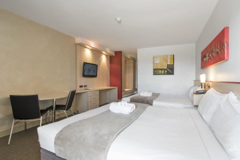 Metro Hotel Perth - C Tourism 24