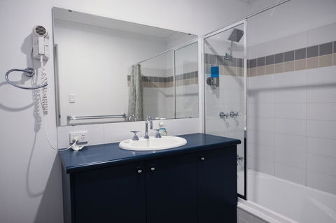 FortyTwo - Oceanside Retreat Busselton - C Tourism 10