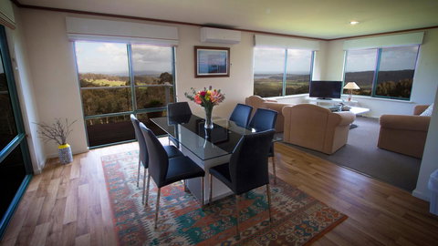 Karri Mia Chalets And Studios - C Tourism 27