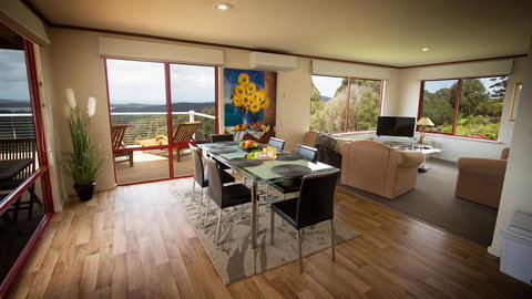 Karri Mia Chalets And Studios - C Tourism 36