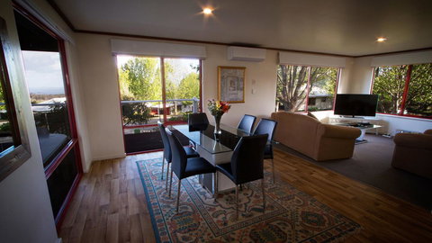 Karri Mia Chalets And Studios - C Tourism 13