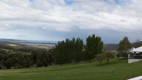 Karri Mia Chalets And Studios - C Tourism 5