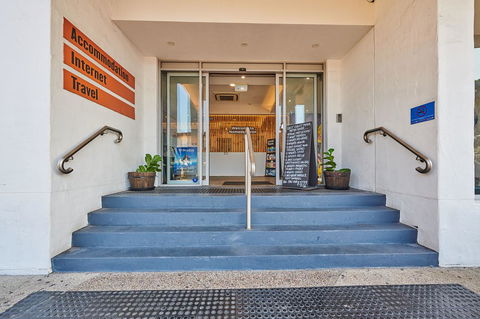 Nomads Byron Bay Backpackers - C Tourism 1