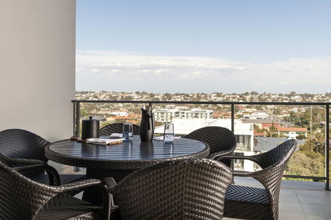 Ramada By Wyndham VetroBlu Scarborough Beach - C Tourism 9