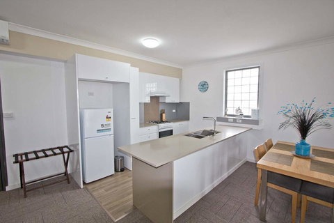 Morisset Serviced Apartments - C Tourism 33