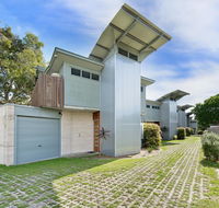 Sun Worship Eco Villas - C Tourism