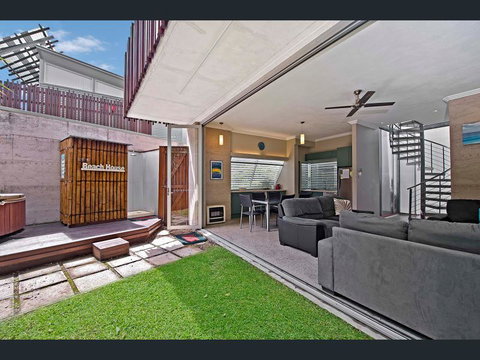 Crescent Head Spa Villa - C Tourism 10