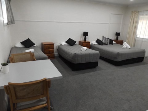 Ben Chifley Motor Inn - C Tourism 8