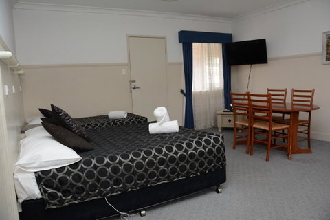 Ben Chifley Motor Inn - C Tourism 20