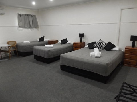 Ben Chifley Motor Inn - C Tourism 1