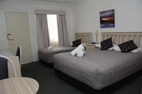 Ben Chifley Motor Inn - C Tourism 14