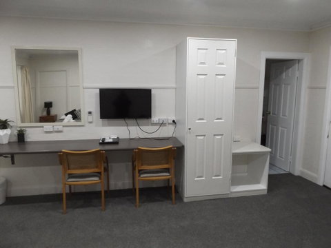 Ben Chifley Motor Inn - C Tourism 6