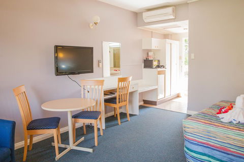 Kempsey Rose Motor Inn - C Tourism 25