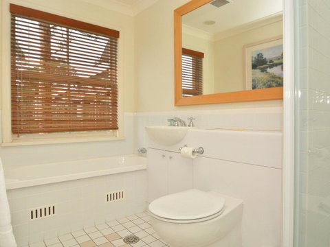 Villa Executive 2br Cypress DS Located Within Cypress Lakes Resort - C Tourism 12