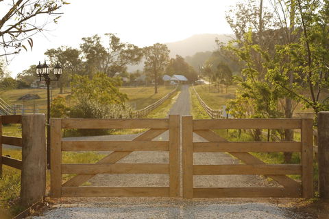 Romanz In The Valley (Luxury B&B) - C Tourism 35