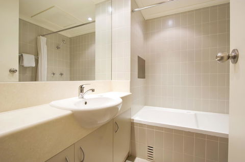 Lantern 1 Bedroom Balcony With Panoramic View - C Tourism 26