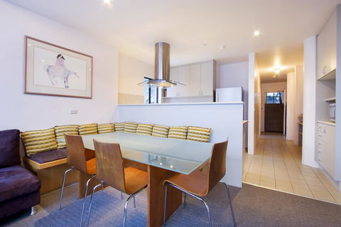 Lantern 1 Bedroom Balcony With Panoramic View - C Tourism 13