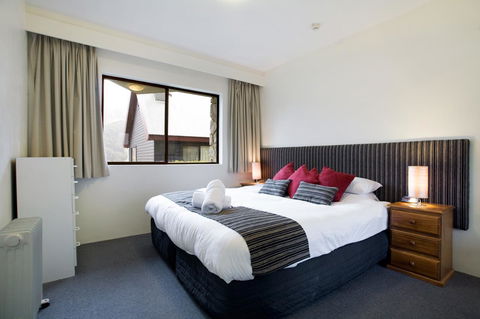 Lantern 1 Bedroom Balcony With Panoramic View - C Tourism 28