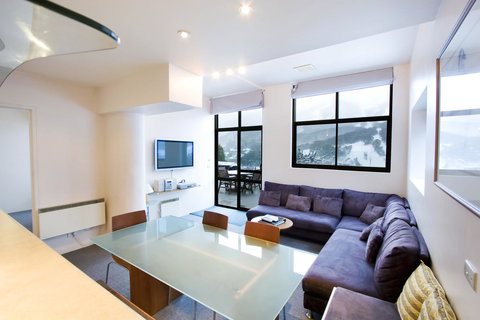 Lantern 1 Bedroom Balcony With Panoramic View - C Tourism 14