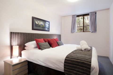 Lantern 1 Bedroom Balcony With Panoramic View - C Tourism 11