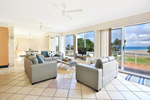 The Rotunda, Gerroa - C Tourism 3