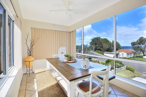 The Rotunda, Gerroa - C Tourism 15