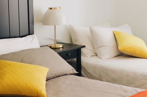 Modern & Cosy 2-Bedroom Apartment Hornsby - C Tourism 0