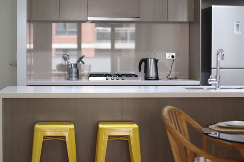 Modern & Cosy 2-Bedroom Apartment Hornsby - C Tourism 8
