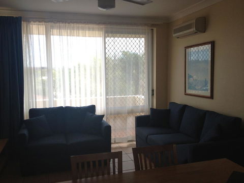 Oxley Cove Holiday Apartment - C Tourism 13