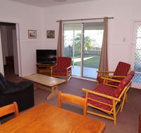 Fleur Cottage 7 Willow Street - C Tourism