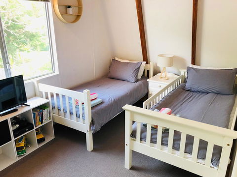 Little Blue Beach House - C Tourism 5