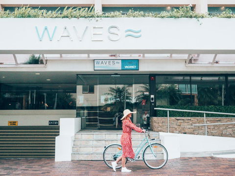 Waves Byron Bay - C Tourism 0