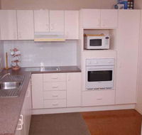 Bellhaven 2 17 Willow Street - C Tourism