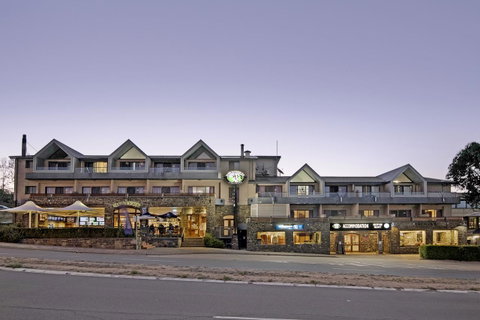 Banjo Paterson Inn - C Tourism 6