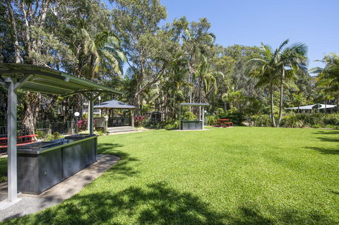 Flynns Beach Resort - C Tourism 9