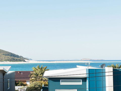 Blue View @ Fingal Bay - C Tourism 18