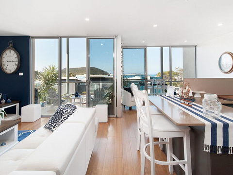 Blue View @ Fingal Bay - C Tourism 1