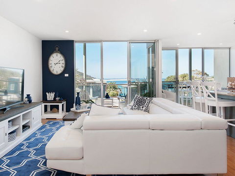 Blue View @ Fingal Bay - C Tourism 0