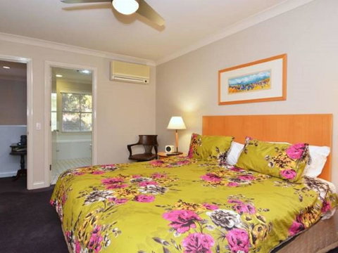 Villa 3br Chianti Villa Located Within Cypress Lakes Resort - C Tourism 9