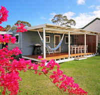 Hayes Beach House - Jervis Bay - Pet Friendly - C Tourism