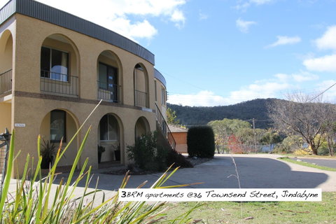 Full Circle Apartments - C Tourism 12
